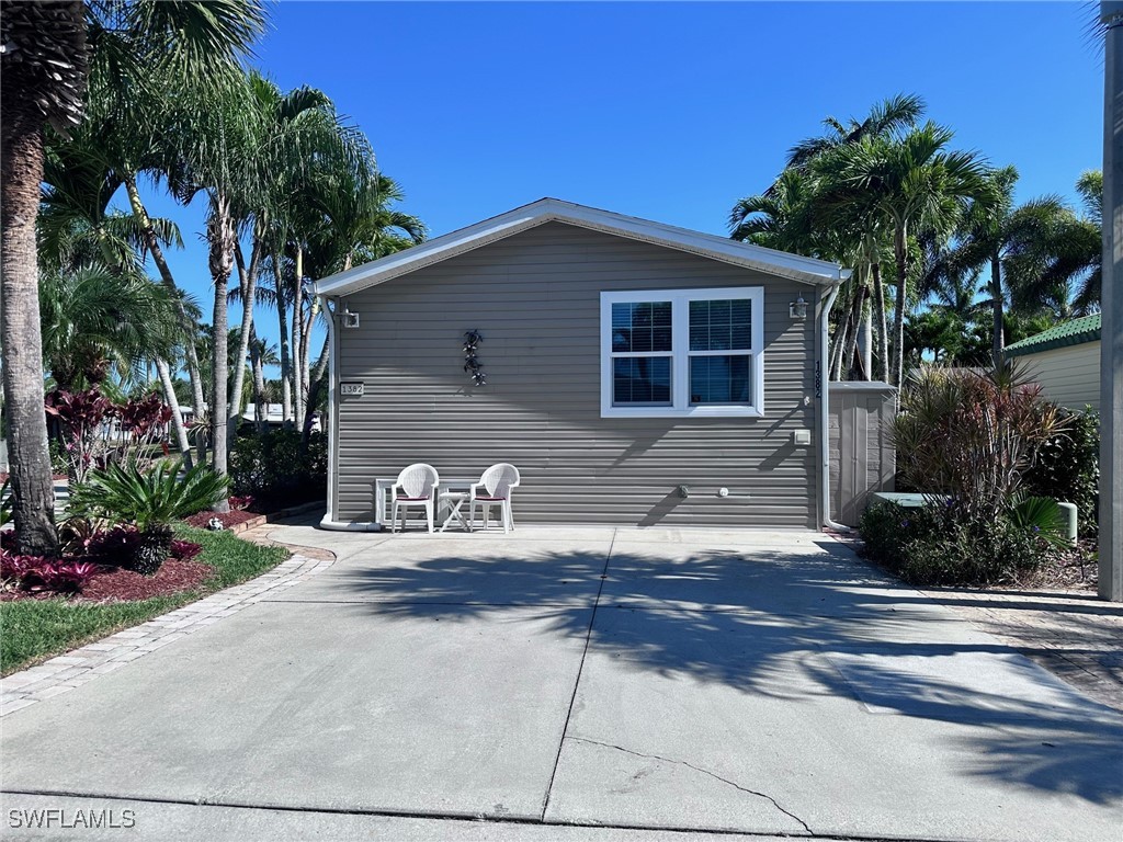 1382 Silver Lakes Boulevard Naples FL 34114 225070484 image2