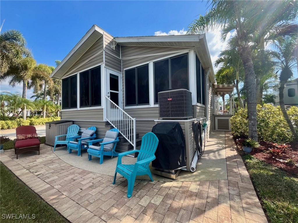 1382 Silver Lakes Boulevard Naples FL 34114 225070484 image4