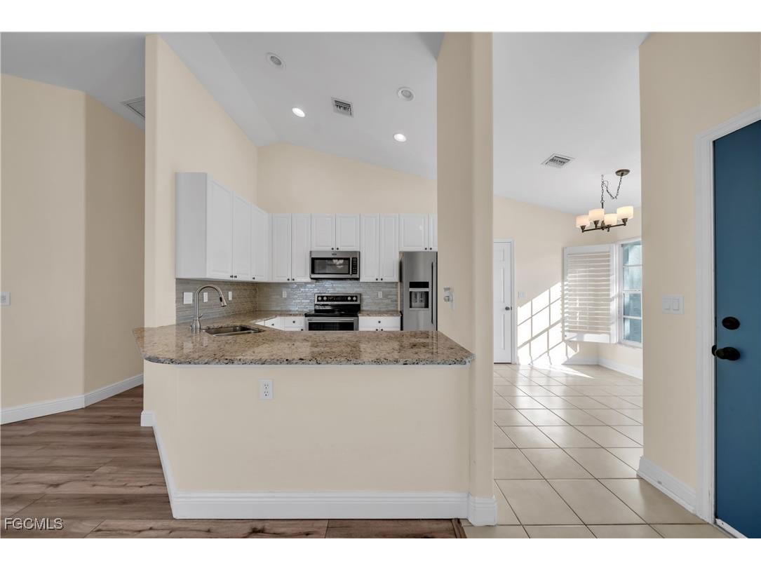 13820 White Gardenia Way Fort Myers FL 33912 2025026384 image9