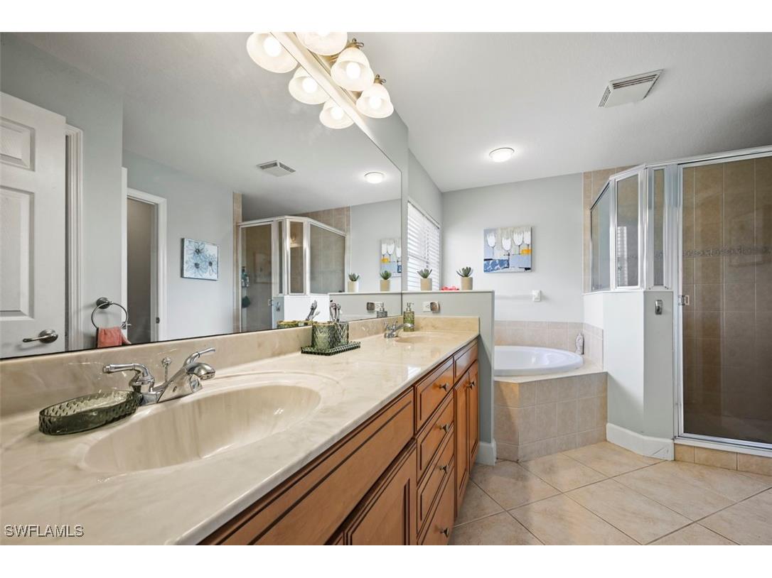 13830 Farnese Drive Estero FL 33928 225061350 image20