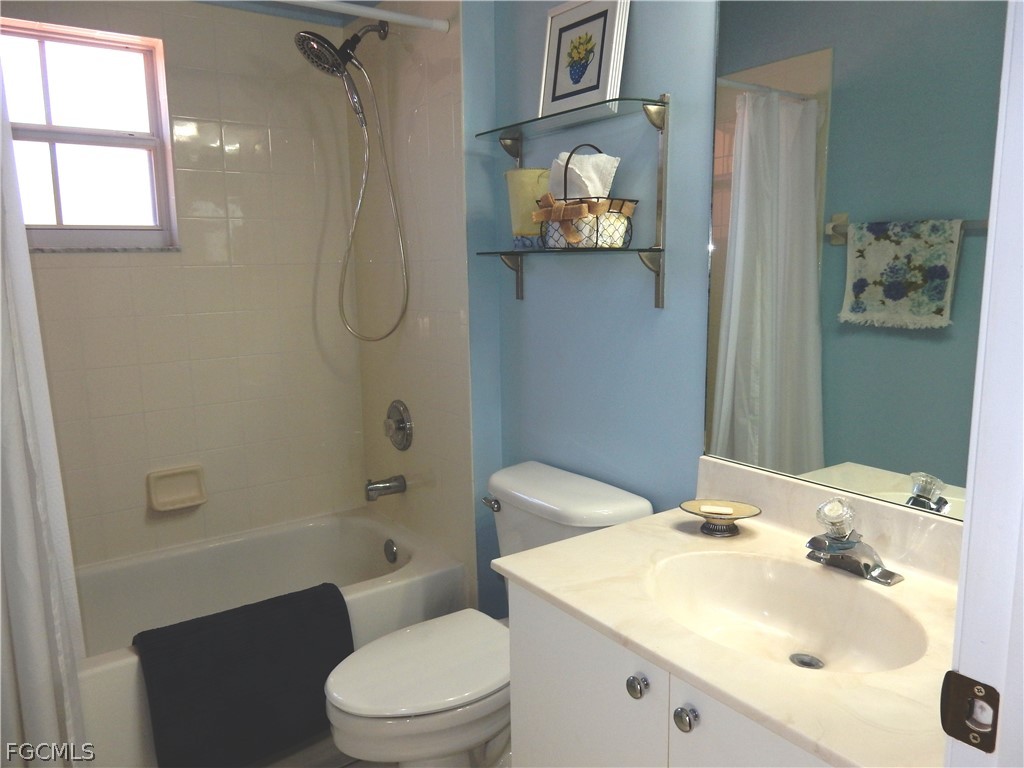 13831 Eagle Ridge Lakes Drive #201 Fort Myers FL 33912 2026013818 image19