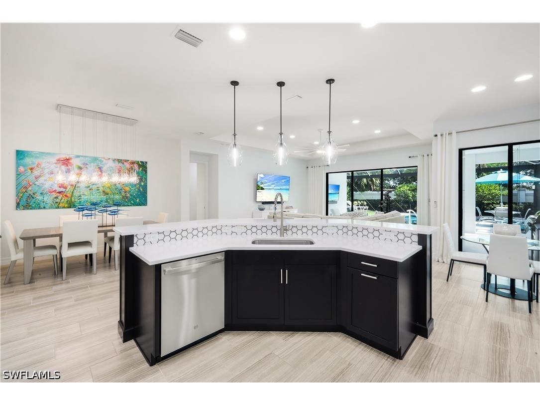 13836 Luna Drive Naples FL 34109 226021162 image6