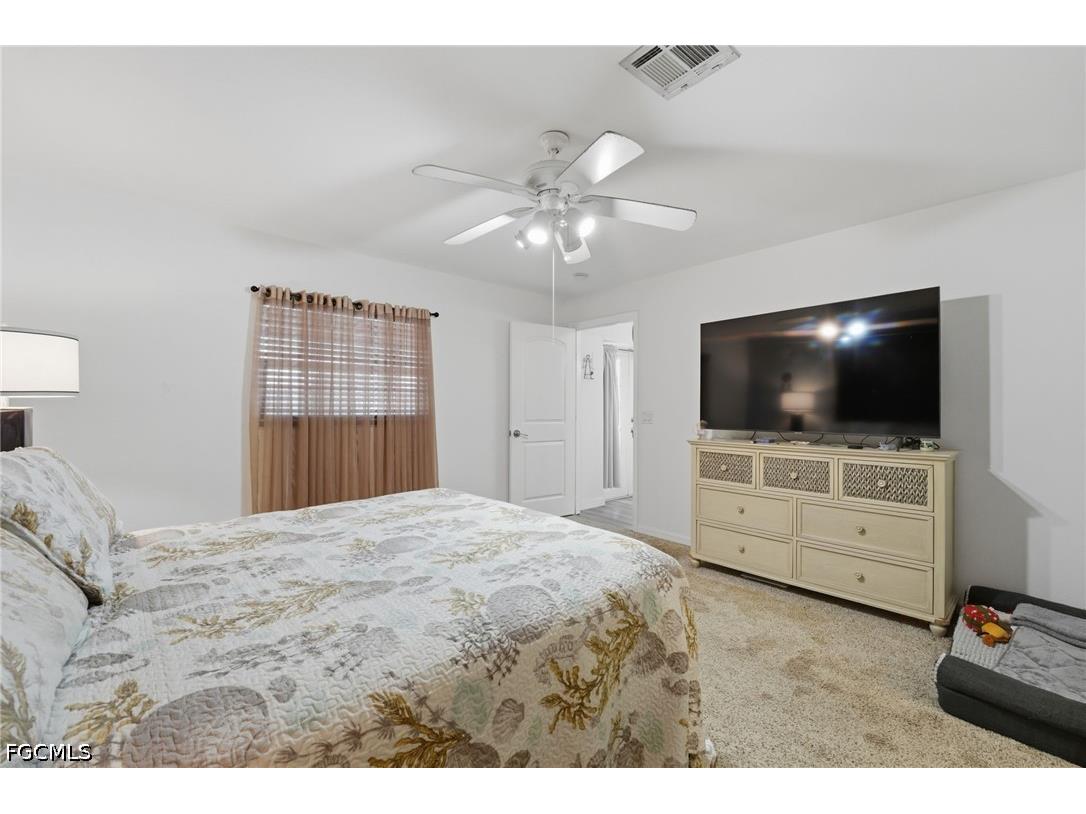 1385 Pine Avenue North Fort Myers FL 33917 2026023327 image22