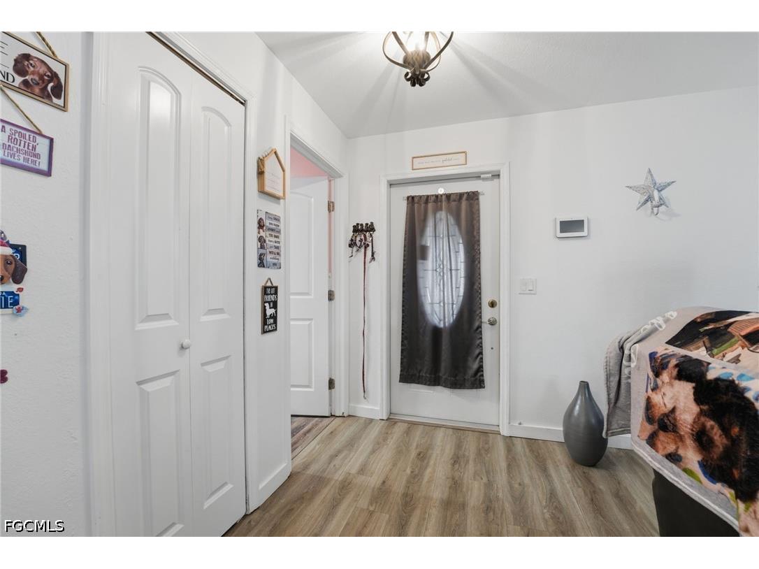 1385 Pine Avenue North Fort Myers FL 33917 2026023327 image4