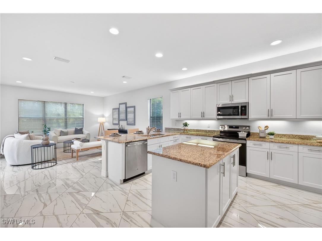 13852 Luna Drive Naples FL 34109 226000657 image6