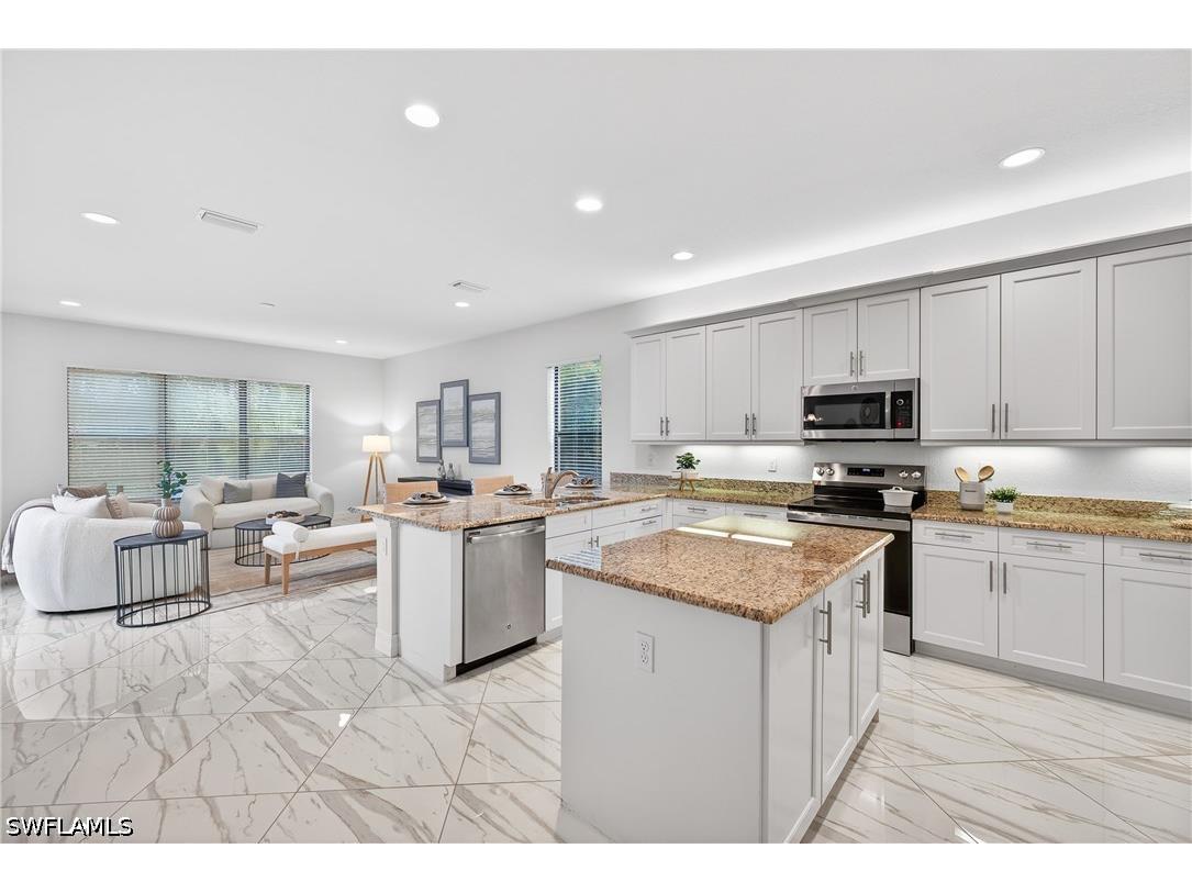 13852 Luna Drive Naples FL 34109 226021472 image5