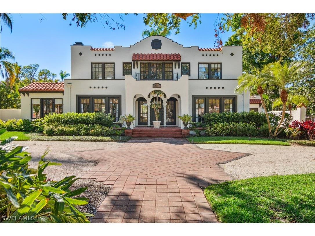 1386 Gasparilla Drive Fort Myers FL 33901 223007867 image1