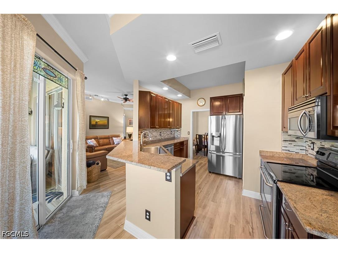13861 Avon Park Circle #103 Fort Myers FL 33912 2026013389 image16