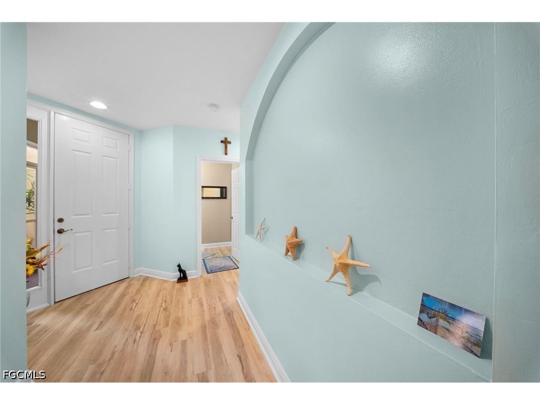 13861 Avon Park Circle #103 Fort Myers FL 33912 2026013389 image5