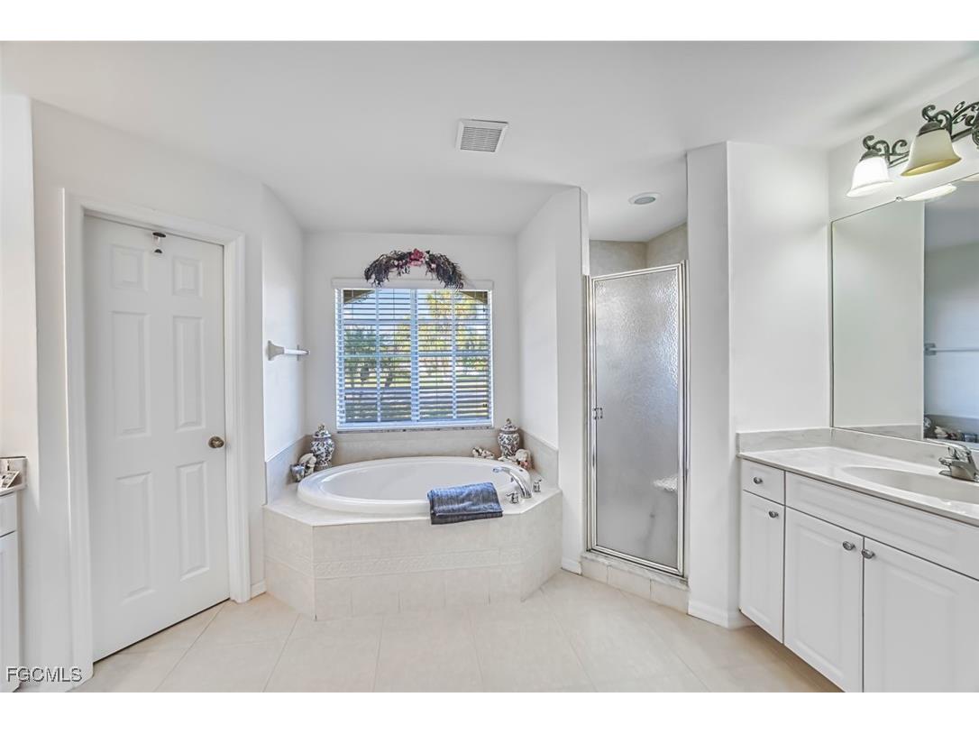 13867 Lazy Lane Fort Myers FL 33905 2025017999 image25