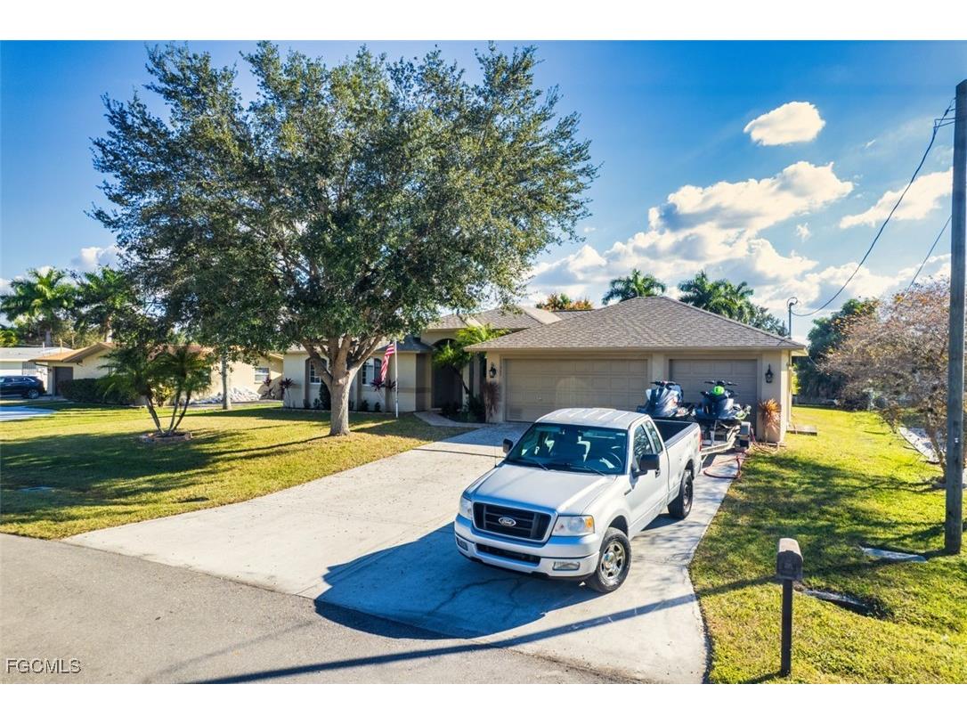 13867 Lazy Lane Fort Myers FL 33905 2025017999 image5