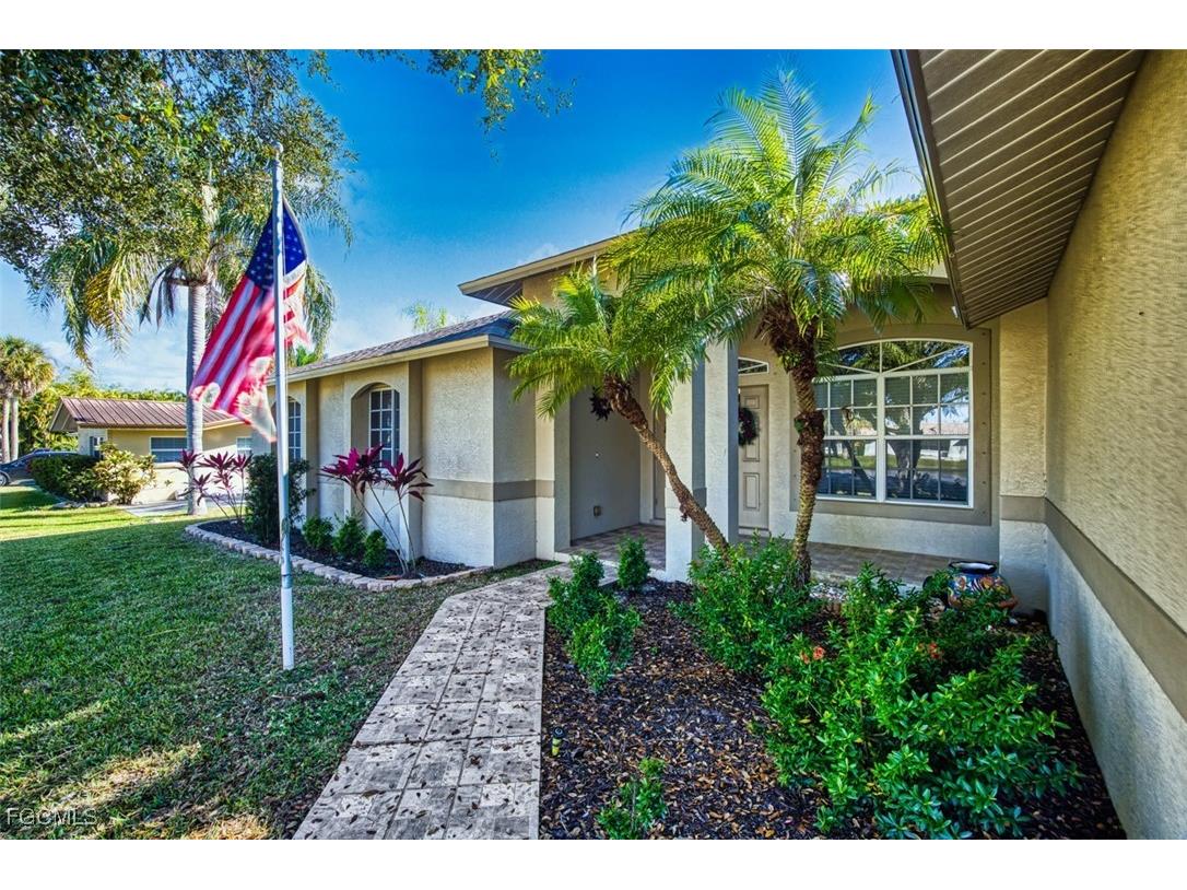 13867 Lazy Lane Fort Myers FL 33905 2025017999 image8