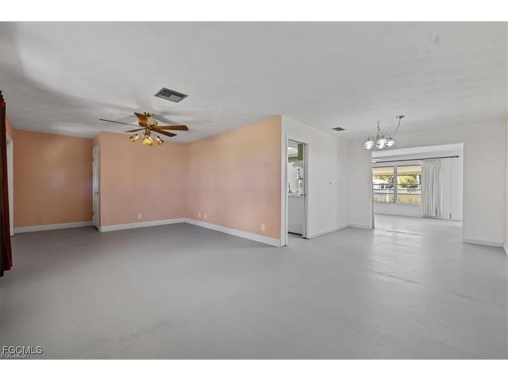 1387 Sunrise Drive North Fort Myers FL 33917 2025020394 image4