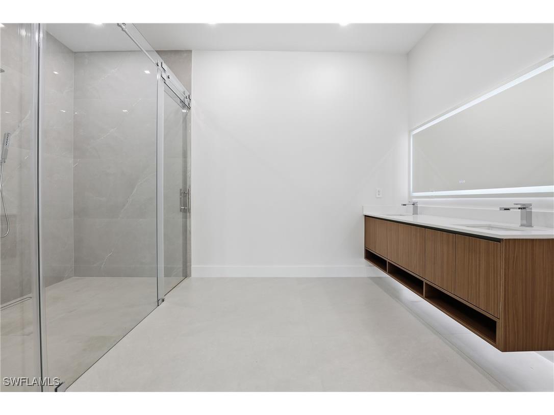 1388 Everglades Boulevard N Naples FL 34120 226005237 image31