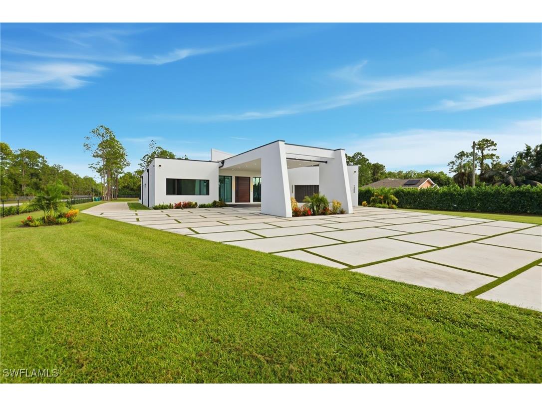 1388 Everglades Boulevard N Naples FL 34120 226005237 image4