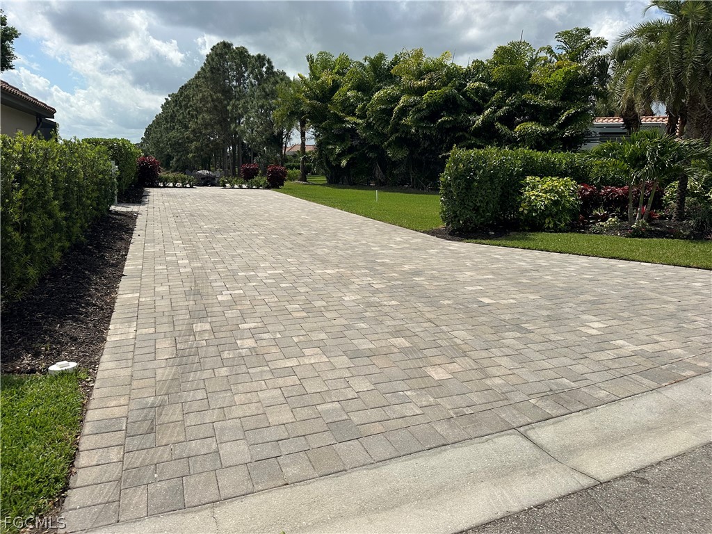 13893 Golden Palms Circle Fort Myers FL 33913 2026006924 image2