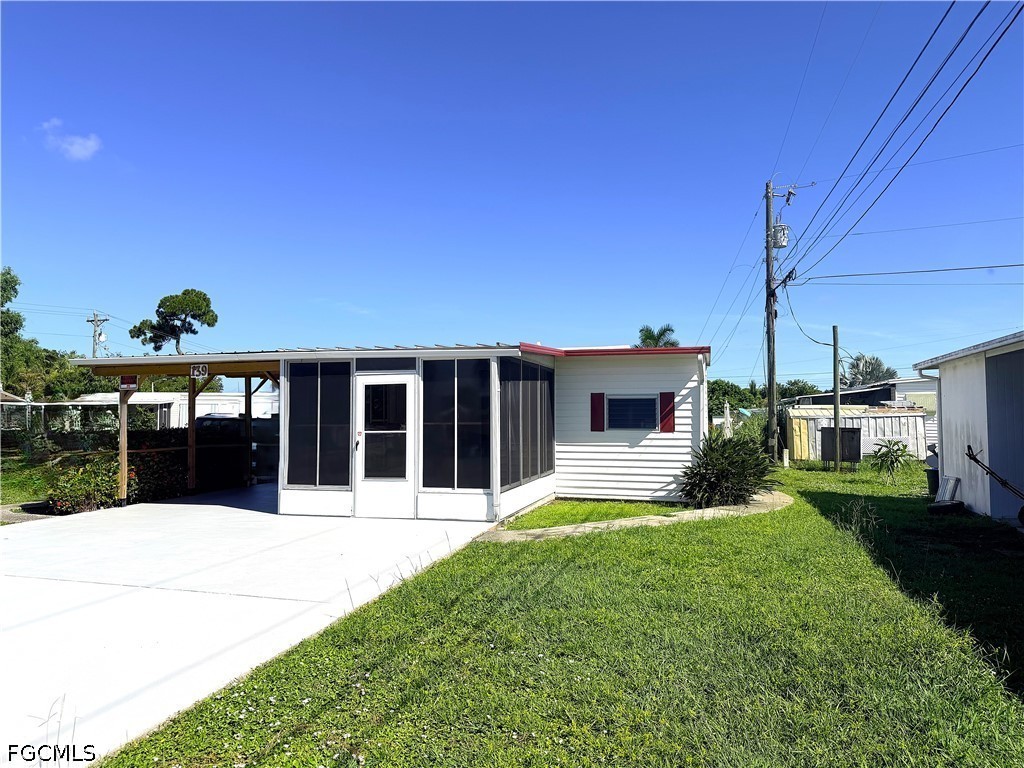 139 Gaslight Avenue North Fort Myers FL 33917 2026031628 image1