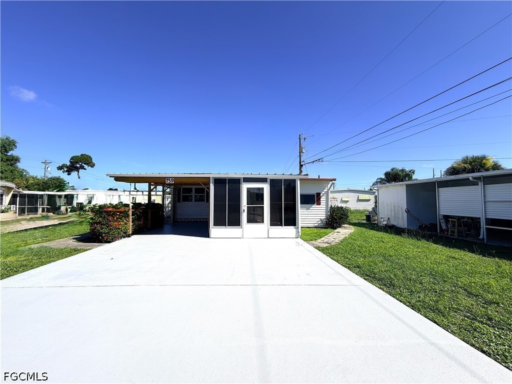 139 Gaslight Avenue North Fort Myers FL 33917 2026031628 image2