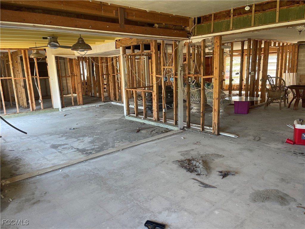 139 Ibis Street Fort Myers Beach FL 33931 2025007601 image5