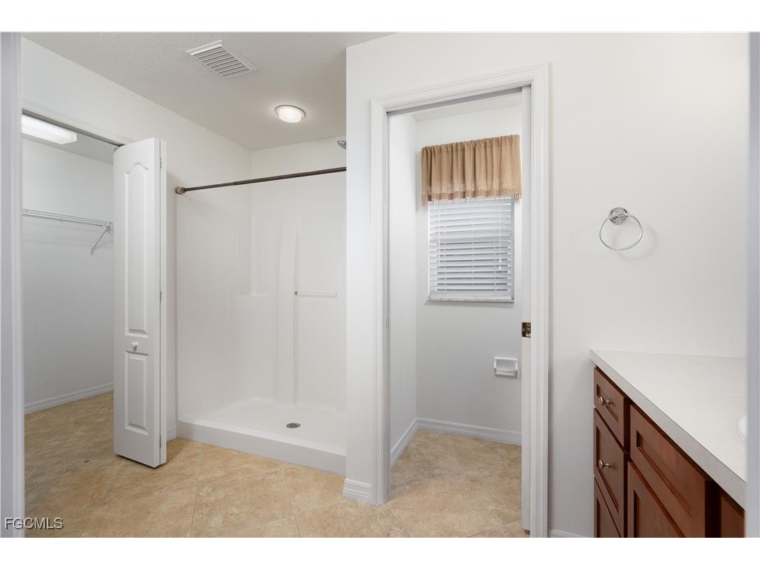 139 Sanborn Drive Lehigh Acres FL 33972 2025014861 image14