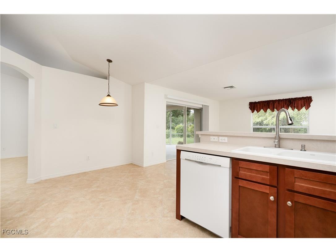 139 Sanborn Drive Lehigh Acres FL 33972 2025014861 image24