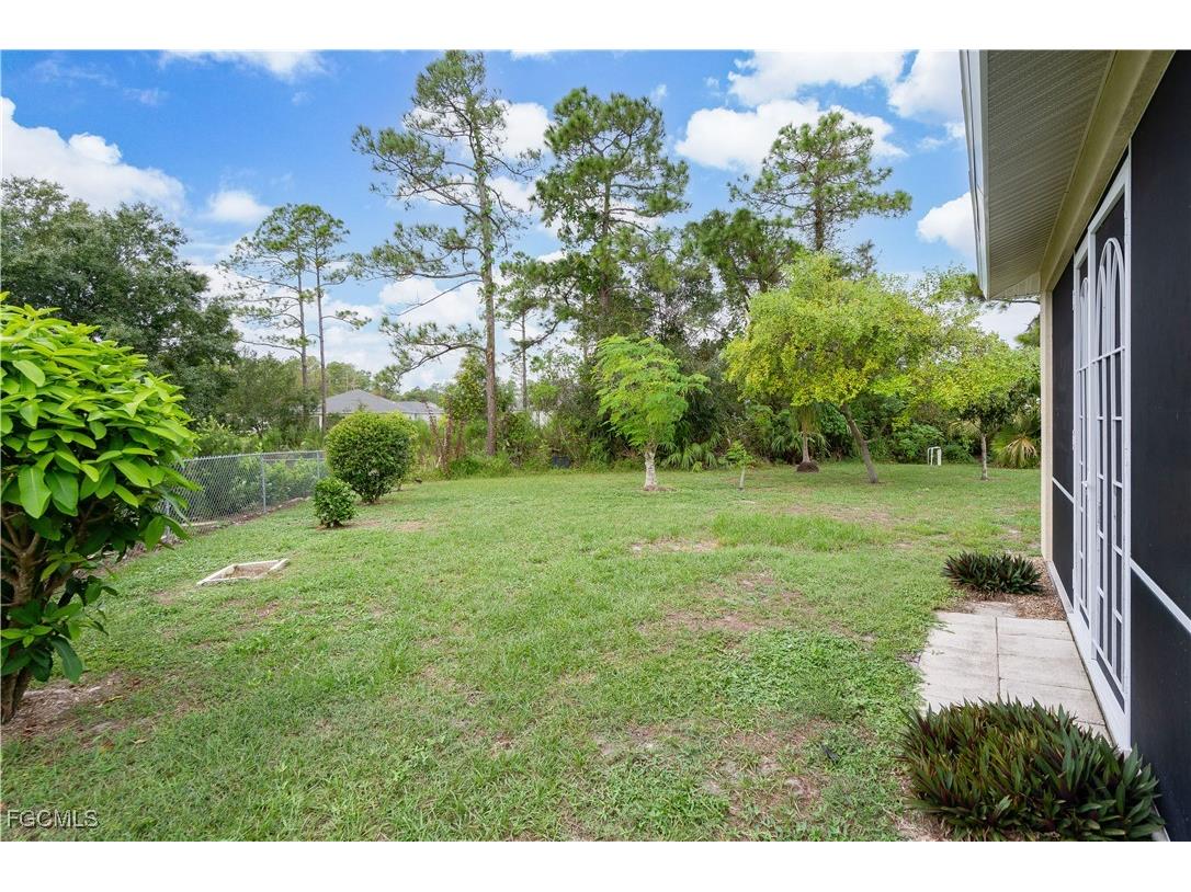 139 Sanborn Drive Lehigh Acres FL 33972 2025014861 image9