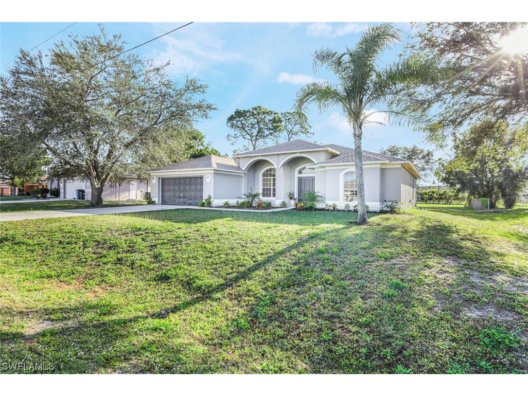 139 Zenith Circle Fort Myers FL 33913 224010653 image1