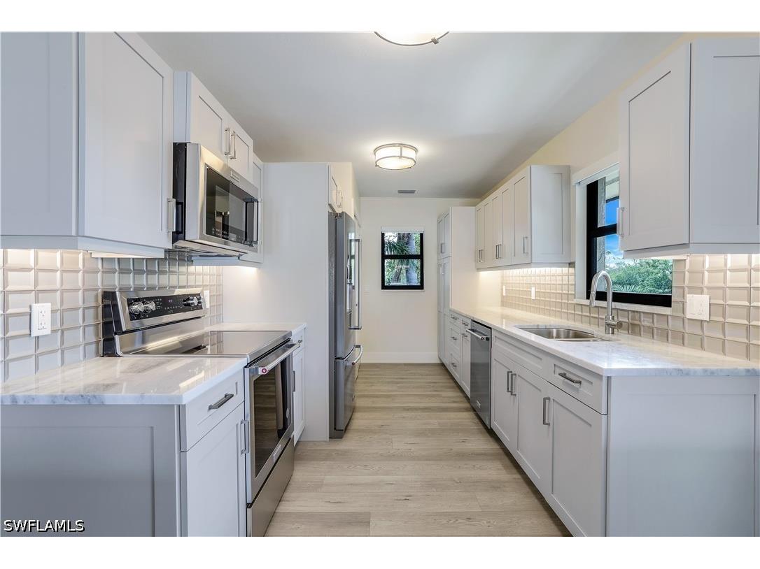 1390 Chesapeake Avenue #1390 Naples FL 34102 226013181 image20