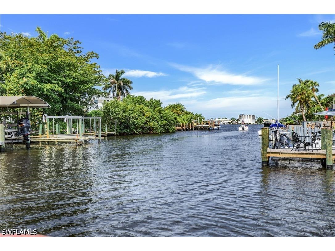 1390 Chesapeake Avenue #1390 Naples FL 34102 226013181 image39