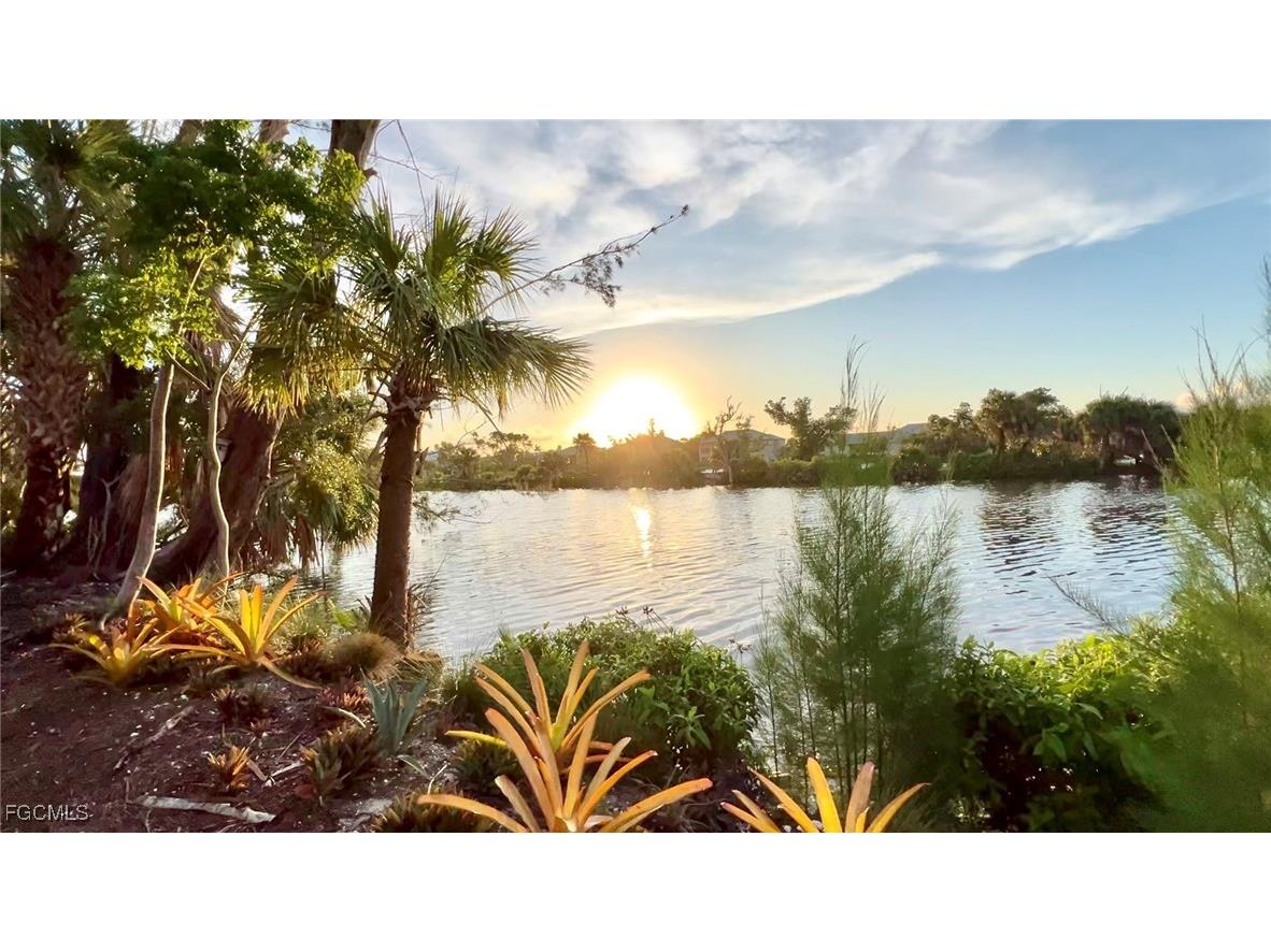 1390 Middle Gulf Drive #E Sanibel FL 33957 2025011570 image5