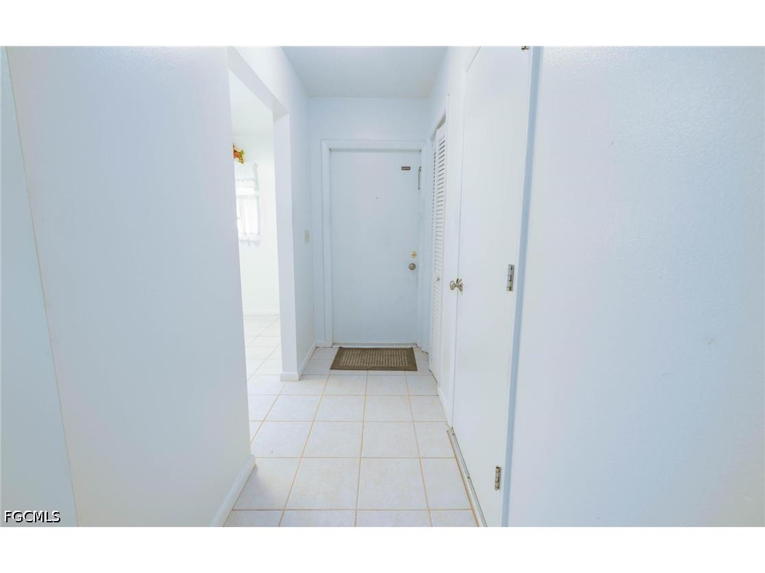 1390 Myerlee Country Club Boulevard Fort Myers FL 33919 2026015406 image5