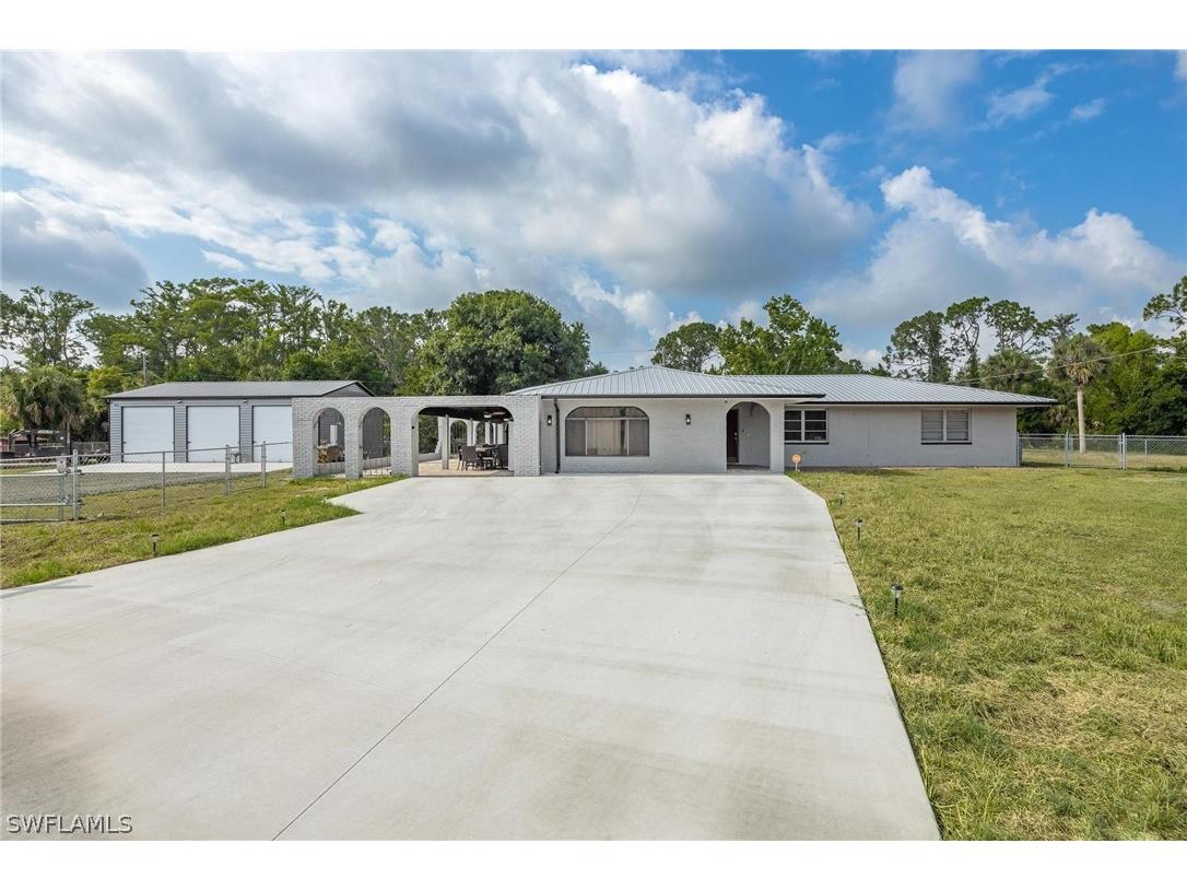 13907 Grenada Way Fort Myers FL 33905 224041286 image1