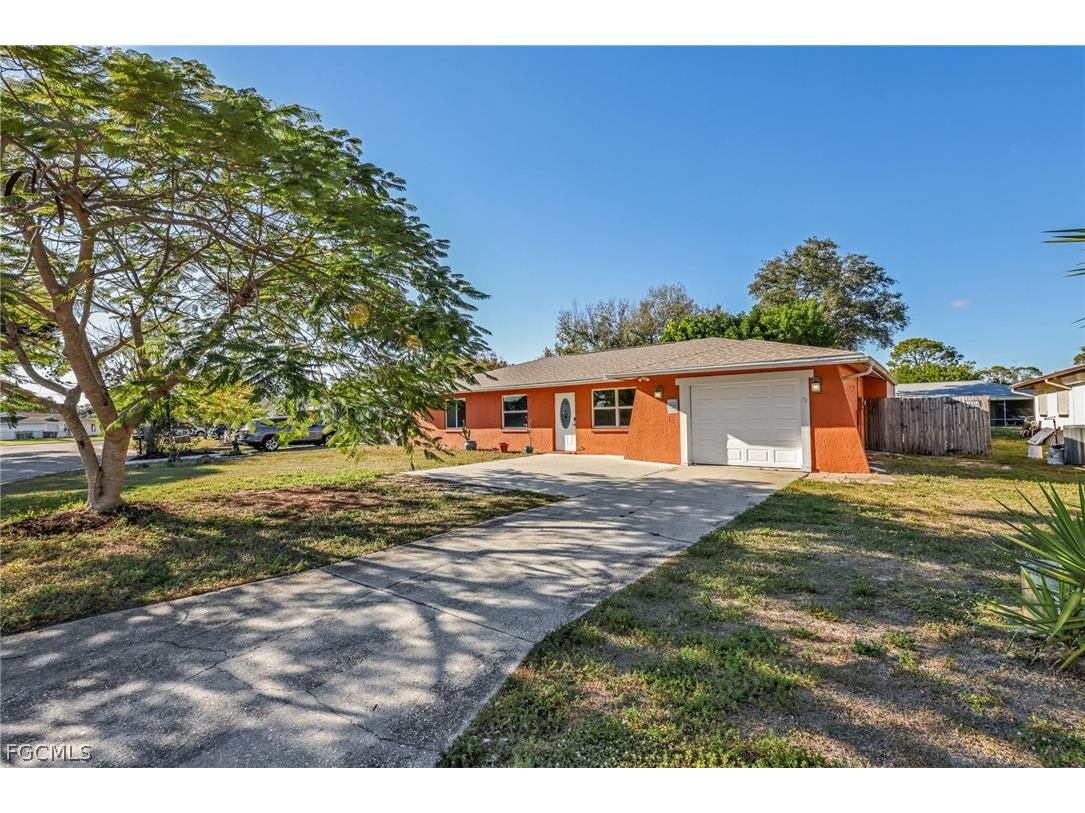 1391 Sourwood Court North Fort Myers FL 33917 2026011301 image1