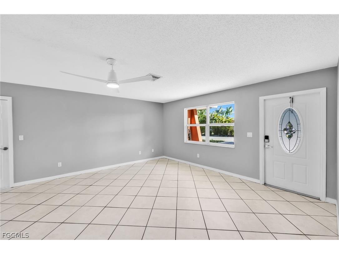 1391 Sourwood Court North Fort Myers FL 33917 2026011301 image4