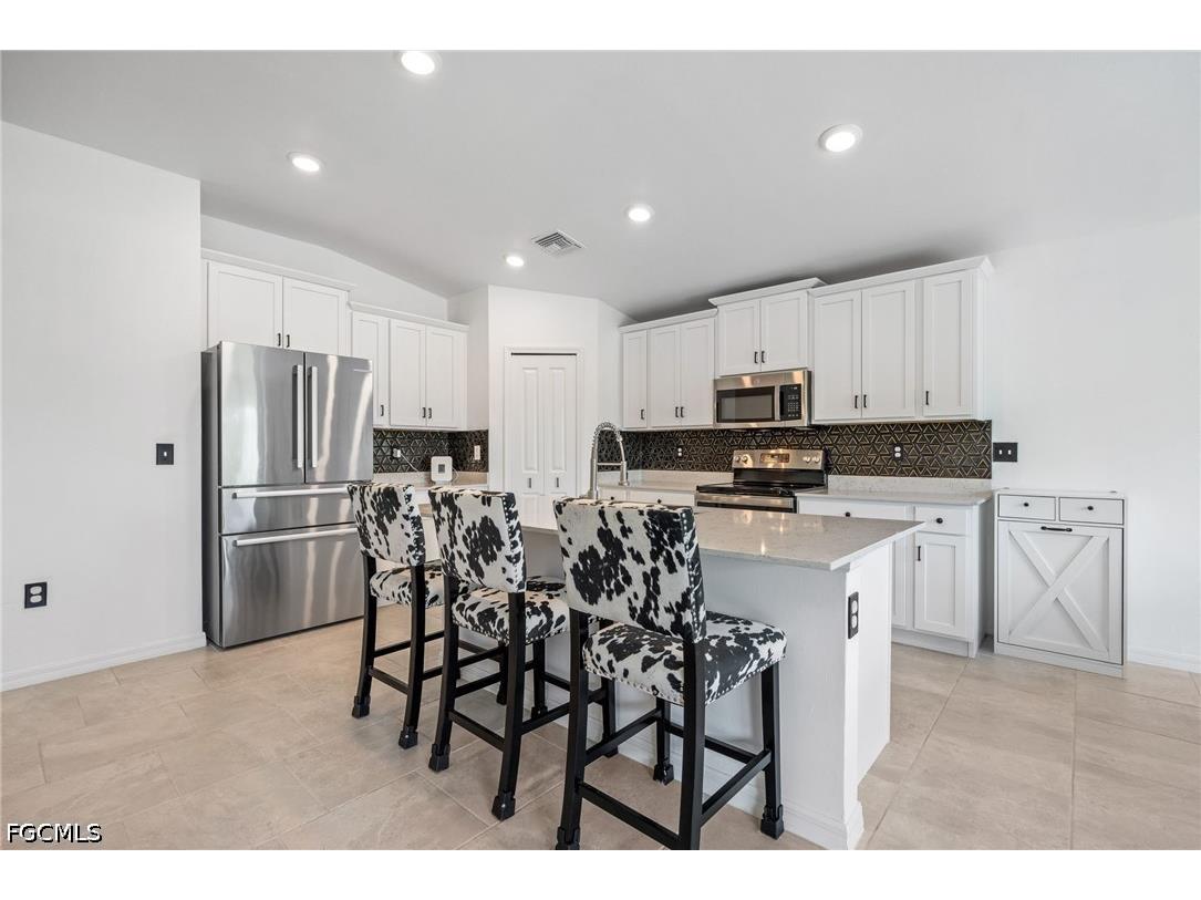13910 Buckingham Oak Drive Fort Myers FL 33905 2026019289 image5