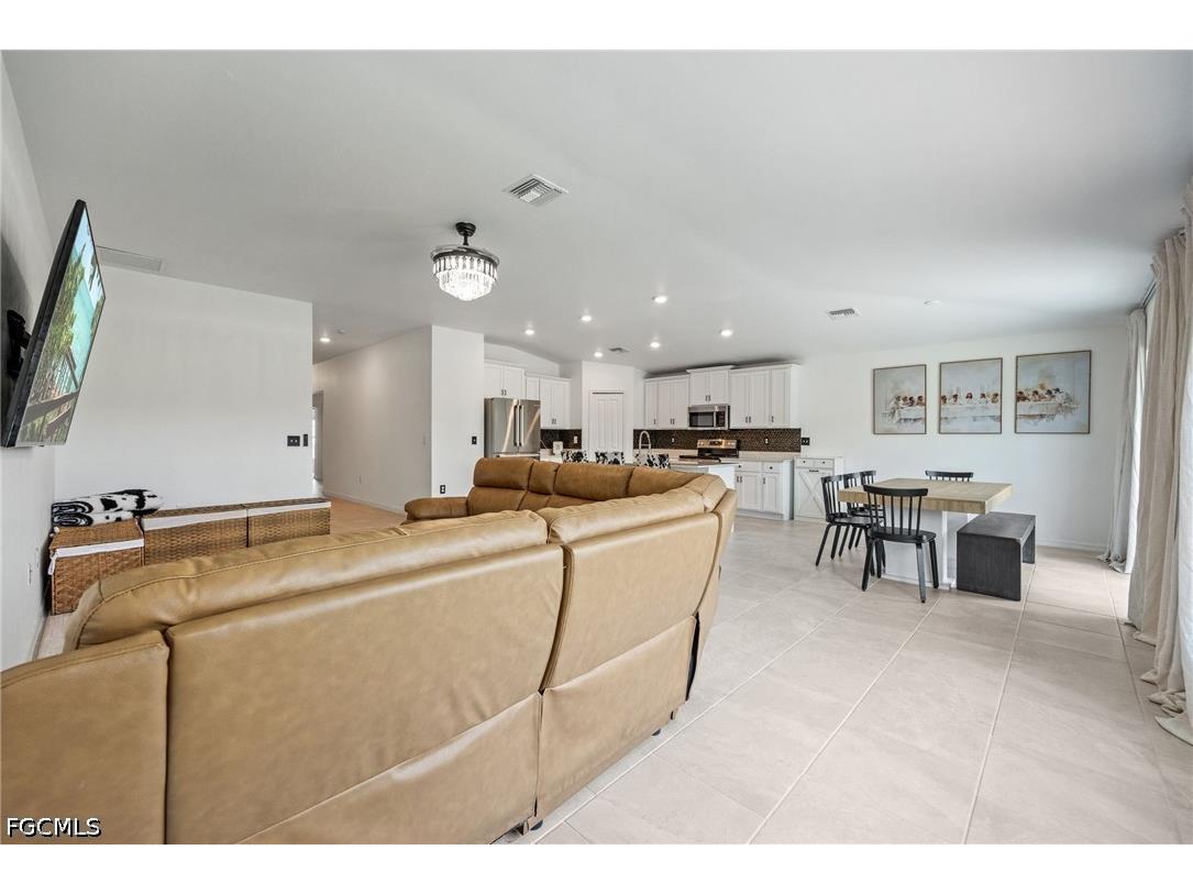 13910 Buckingham Oak Drive Fort Myers FL 33905 2026019289 image8