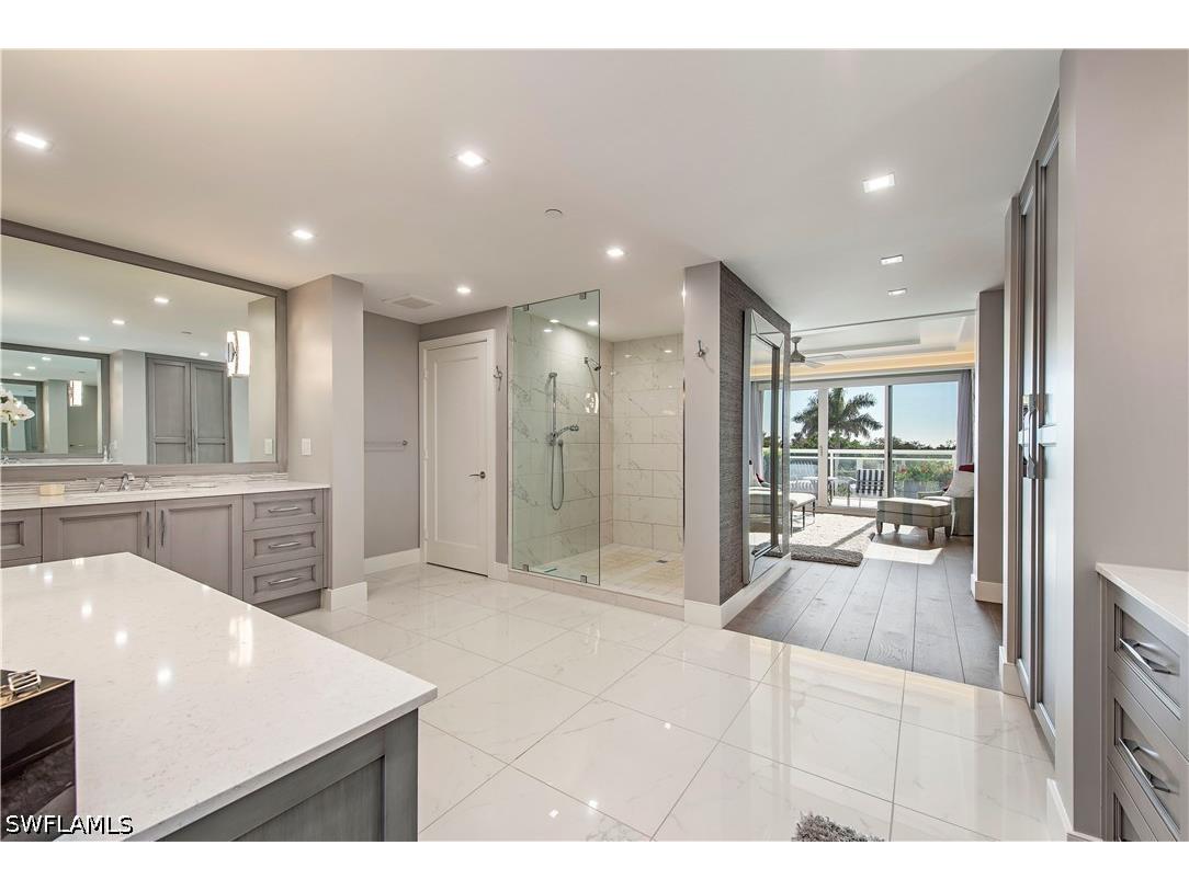 13915 Old Coast Road #302 Naples FL 34110 226014990 image9
