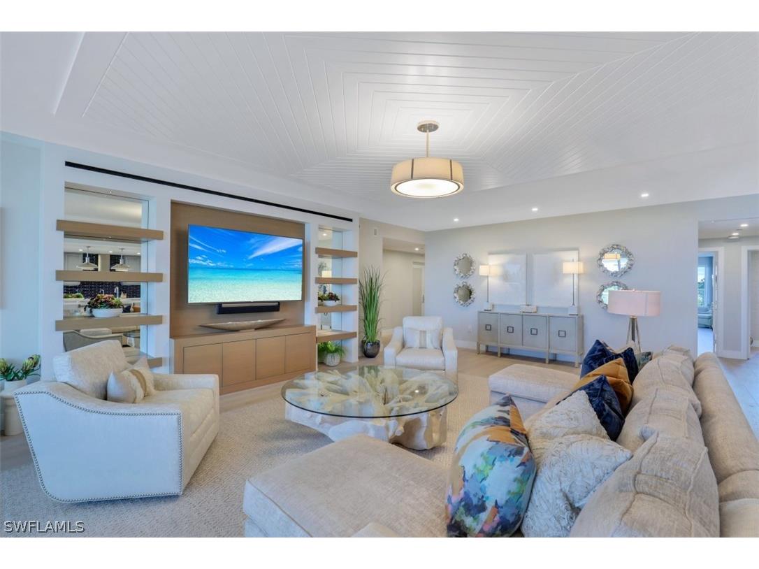 13915 Old Coast Road #303 Naples FL 34110 223007003 image1