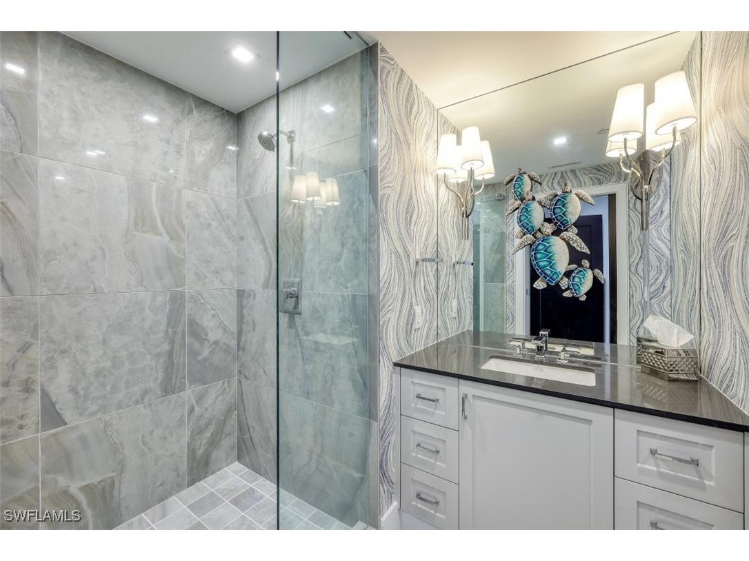 13915 Old Coast Road #305 Naples FL 34110 225055410 image18