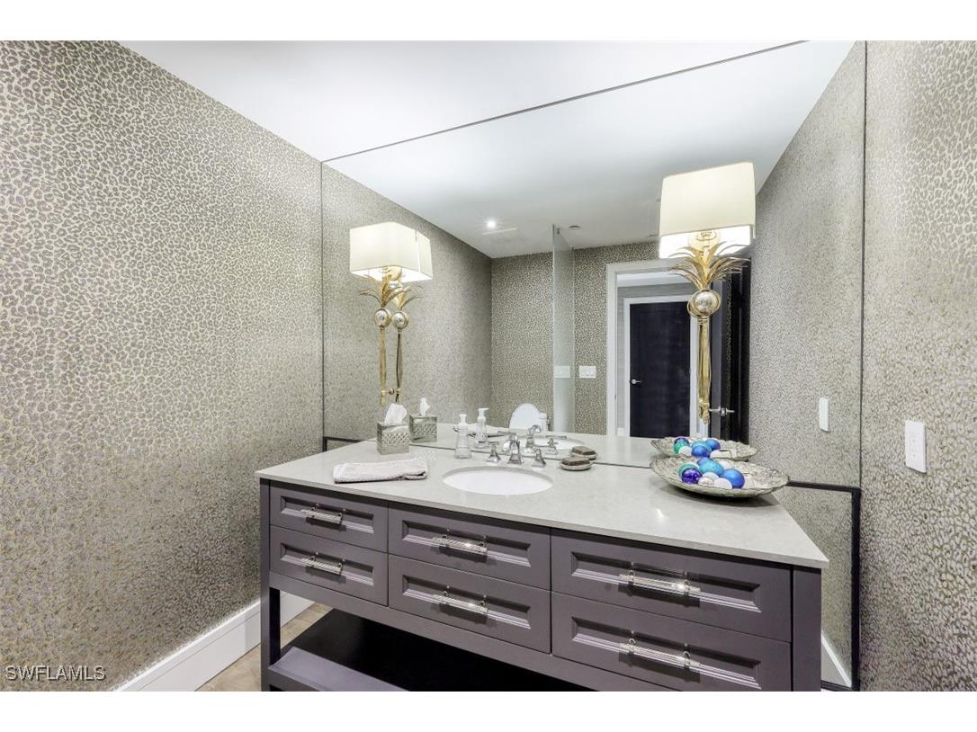 13915 Old Coast Road #305 Naples FL 34110 225055410 image20