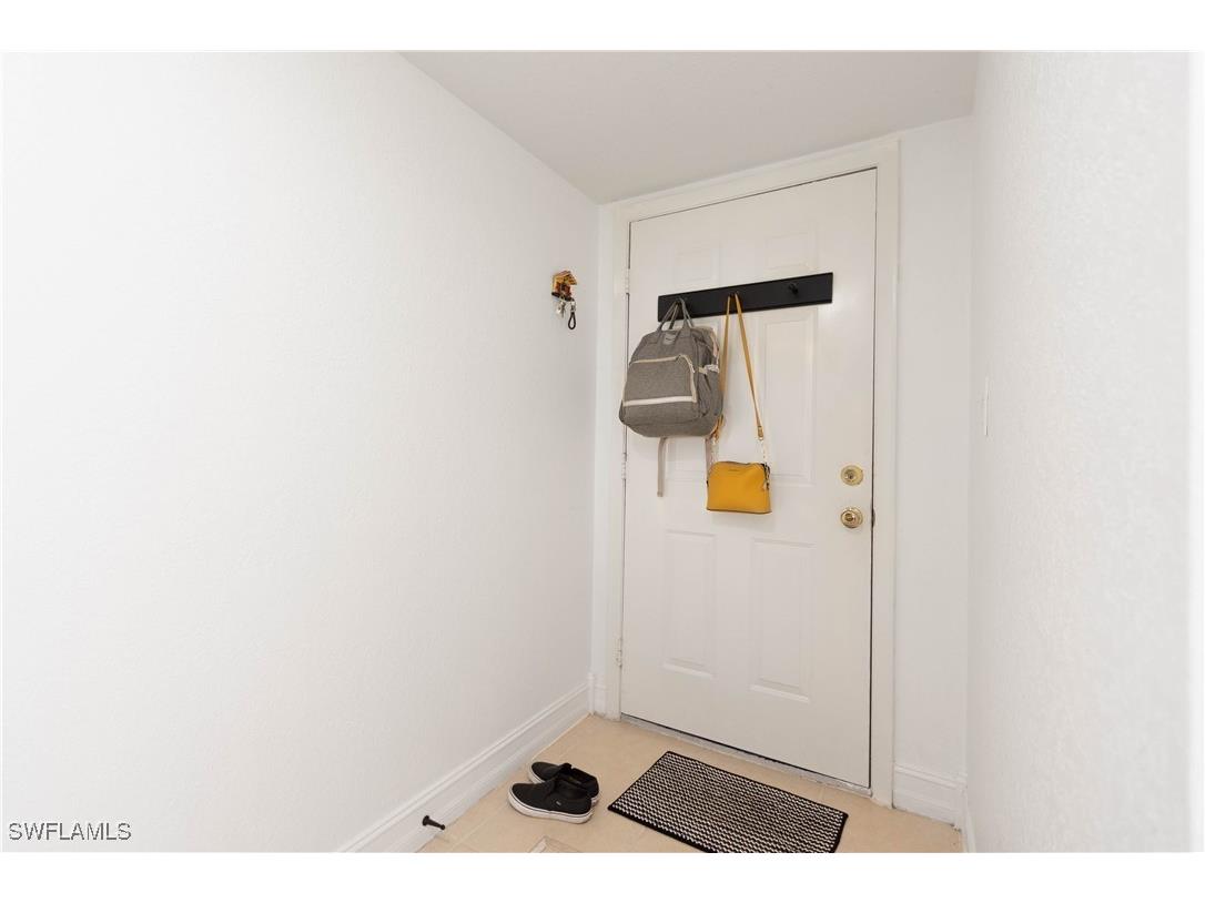 1392 Churchill Circle #O-103 Naples FL 34116 225080069 image9