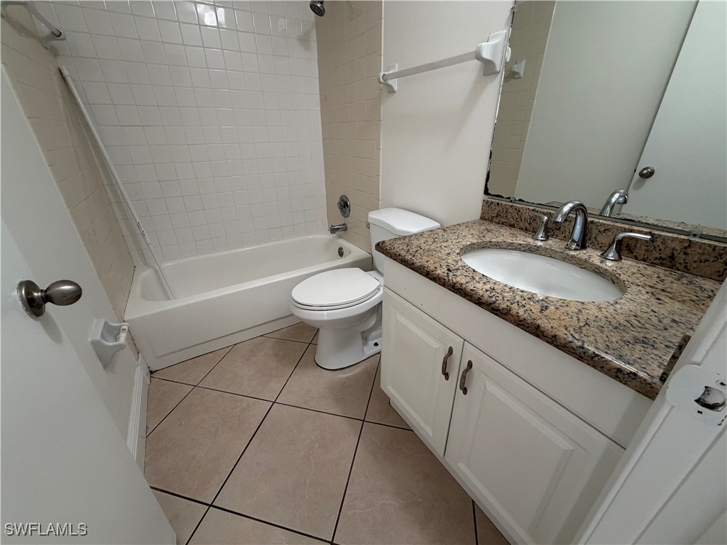 1392 Churchill Circle #O-201 Naples FL 34116 226001289 image11