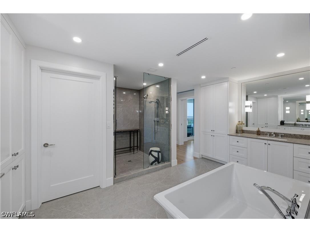 13925 Old Coast Road #1706 Naples FL 34110 226017565 image16