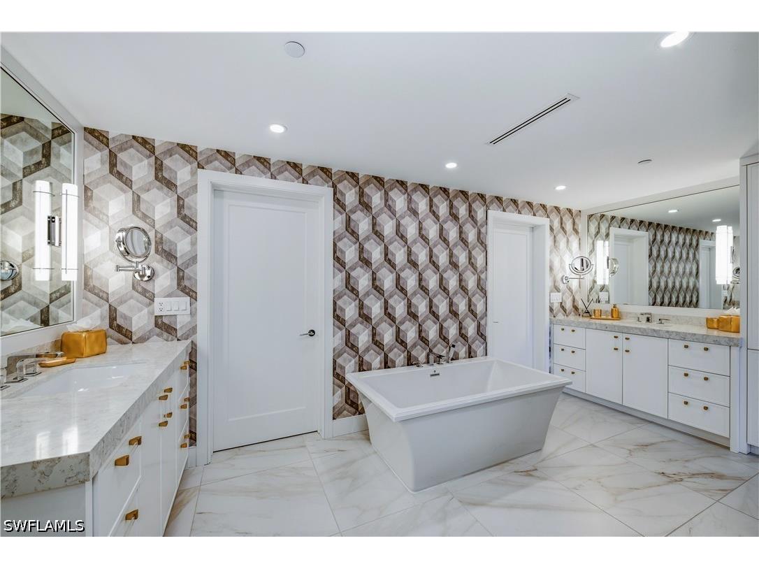 13925 Old Coast Road #905 Naples FL 34110 226015593 image21