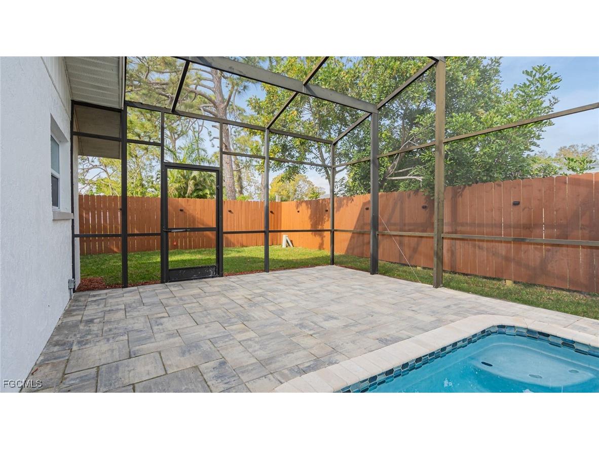 1393 White Cedar Lane North Fort Myers FL 33917 2026006216 image23