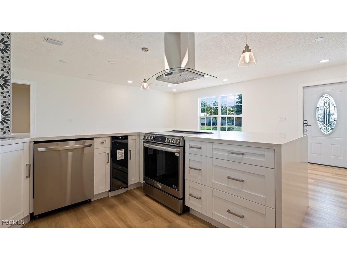 1393 White Cedar Lane North Fort Myers FL 33917 2026006216 image7