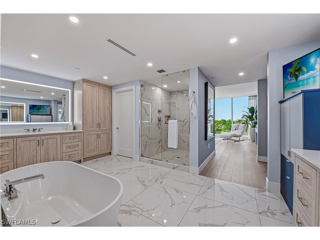 13935 Old Coast Road #406 Naples FL 34110 226010752 image25