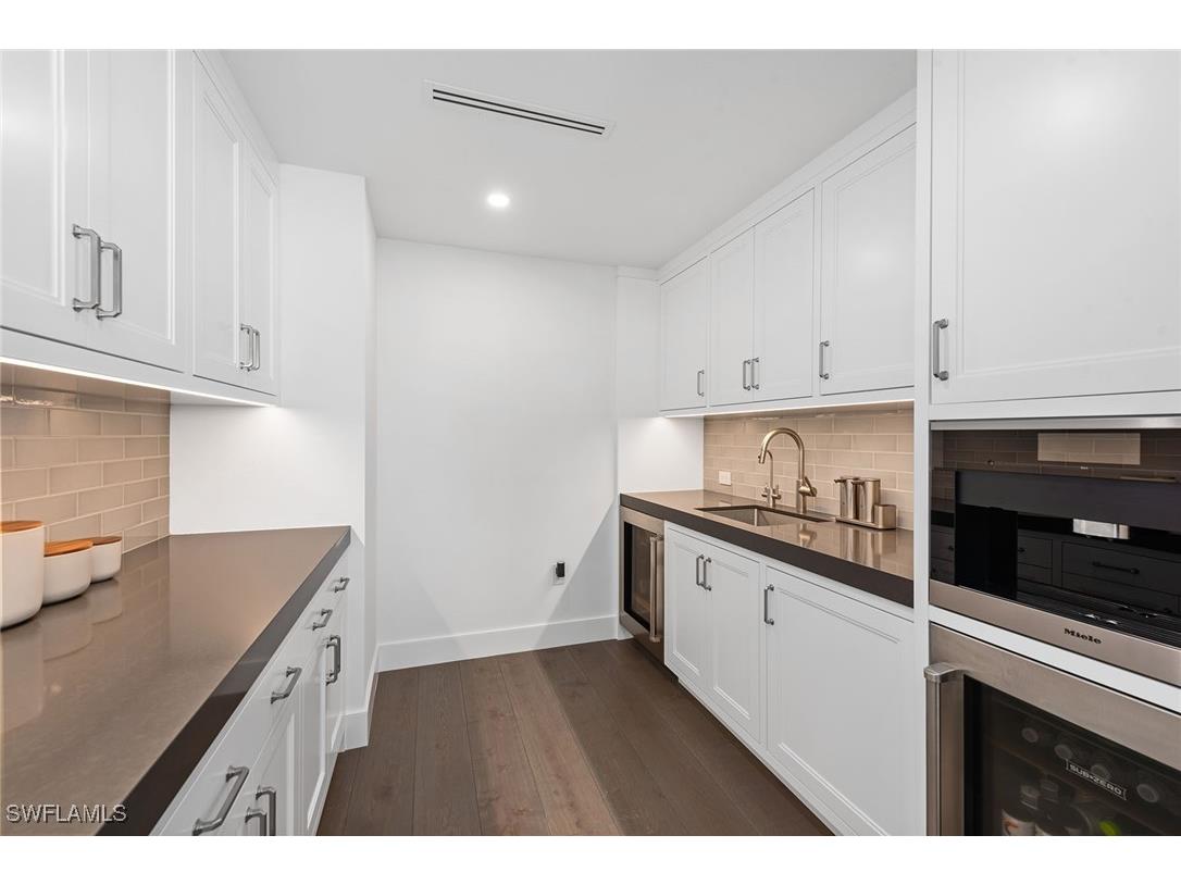 13945 Old Coast Road #406 Naples FL 34110 225032134 image8