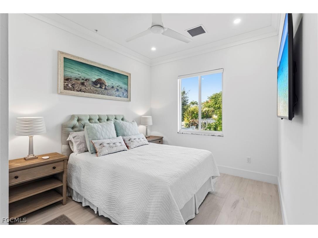 1395 Curlew Avenue #1 Naples FL 34102 2026011635 image25