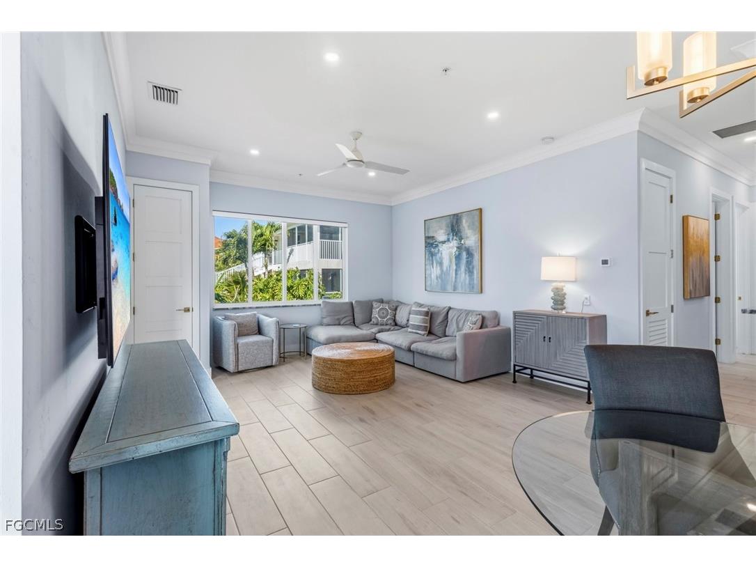 1395 Curlew Avenue #1 Naples FL 34102 2026011635 image8